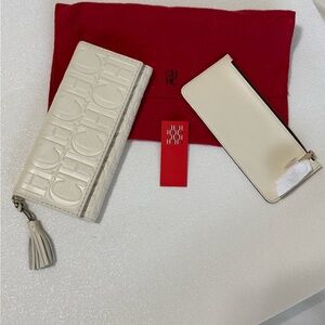 NWOT Carolina Herrera White Leather CHCH handcrafted with removable coin wallet